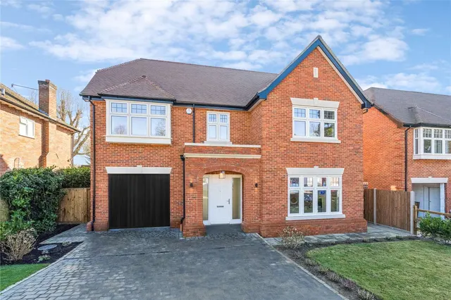 Claremont Place, Firs Walk, Northwood, HA6 2BZ, photo 1