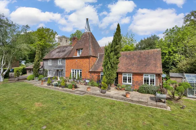 Church Lane, Salehurst, TN32, photo 1