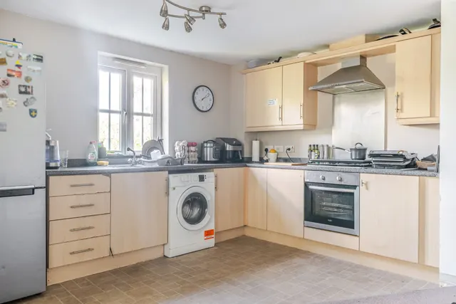 Hendeley Court, Burton-on-Trent, DE14, photo 2