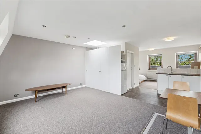 Photo 2 — Aldridge Road Villas, London, W11