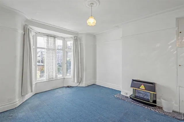 Cleasby Road, Menston, LS29, photo 2