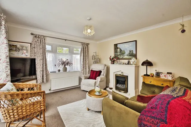 Hurst Park, Martock, TA12, photo 3