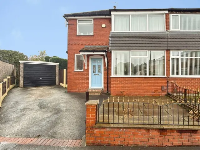 Wyville Drive, Swinton, M27, photo 1