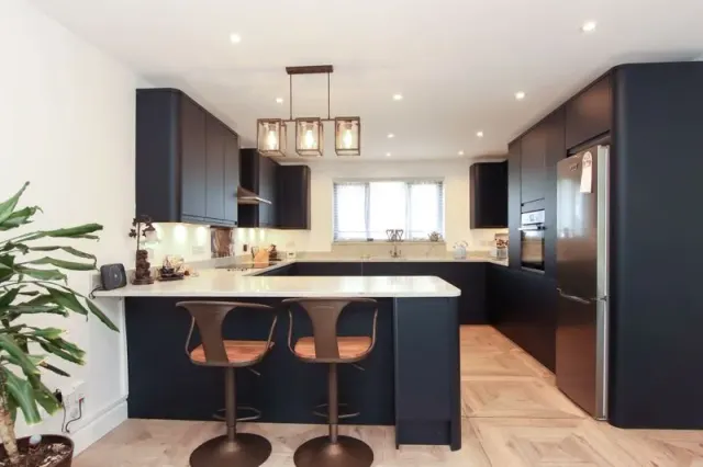 Photo 2 — Abbots Rise, Kings Langley, Hertfordshire, WD4 8AR