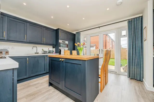 Bretforton Road, Badsey, WR11, photo 2
