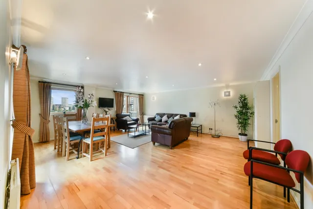 Meridian Place, Canary Wharf, E14, photo 1