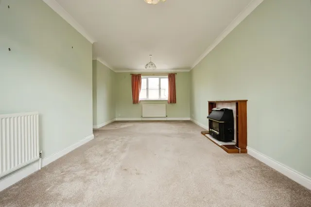 Photo 2 — St Neots Road, Sandy