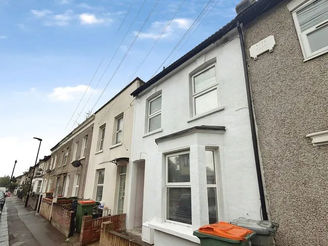 Wellington Road, London, E7, photo 1