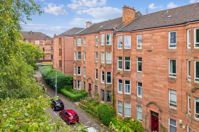 Garrioch Quadrant, North Kelvinside, G20, photo 1