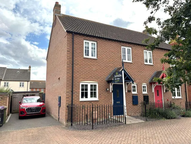 Crowder Close, Bardney, LN3, photo 1