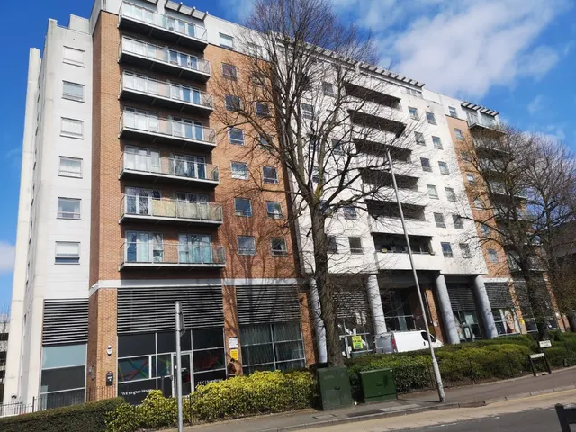 Wilmington Close, Watford, WD18, photo 1