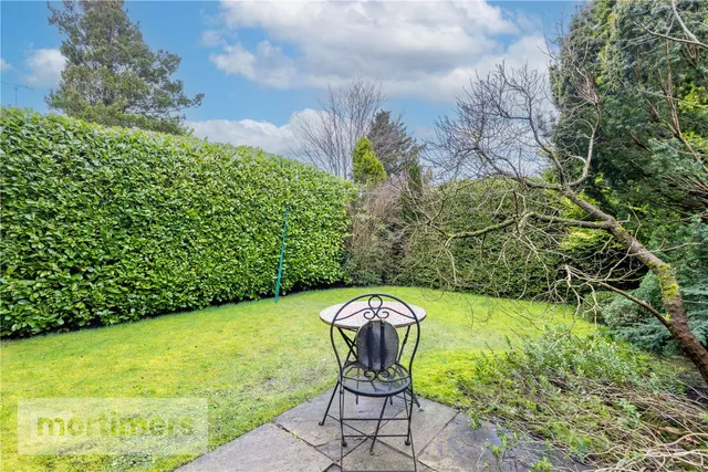 Willow Park, Oswaldtwistle, BB5, photo 3