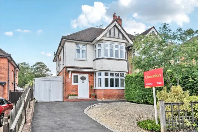 Balmore Drive, Caversham, RG4, photo 1