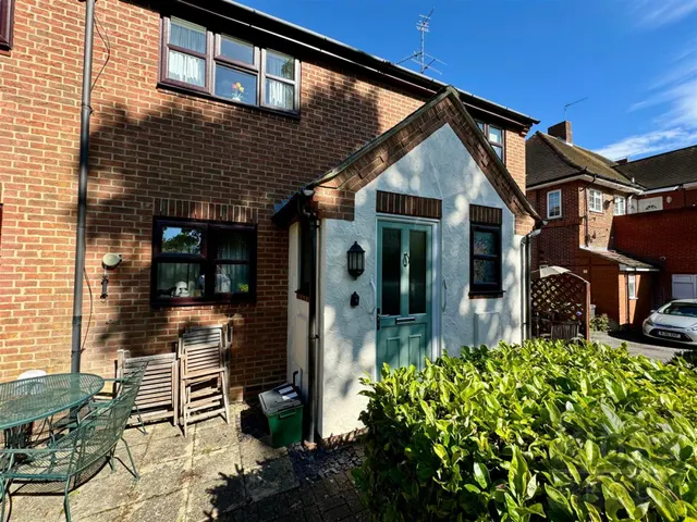 Baldock Road, Buntingford, photo 1