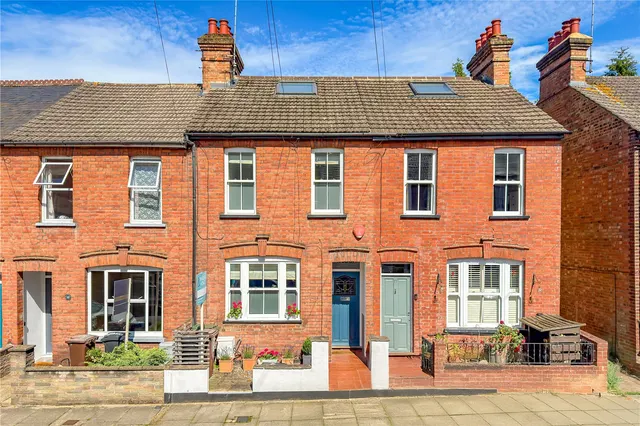 Ladysmith Road, St. Albans, Hertfordshire, AL3 5PZ, photo 1