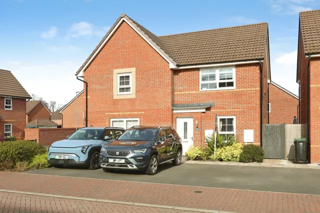 Brimstone Way, Worksop, photo 1