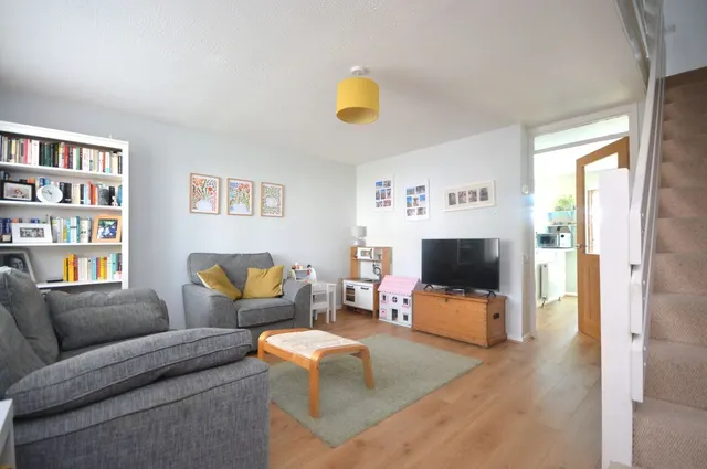 Walnut Close, Axbridge, BS26, photo 3