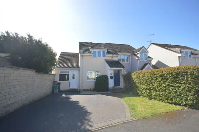 Walnut Close, Axbridge, BS26, photo 1