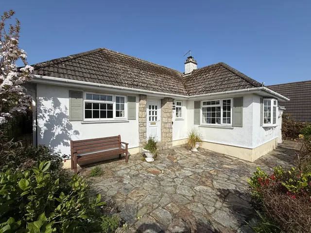Tredova Crescent, Falmouth, TR11, photo 3