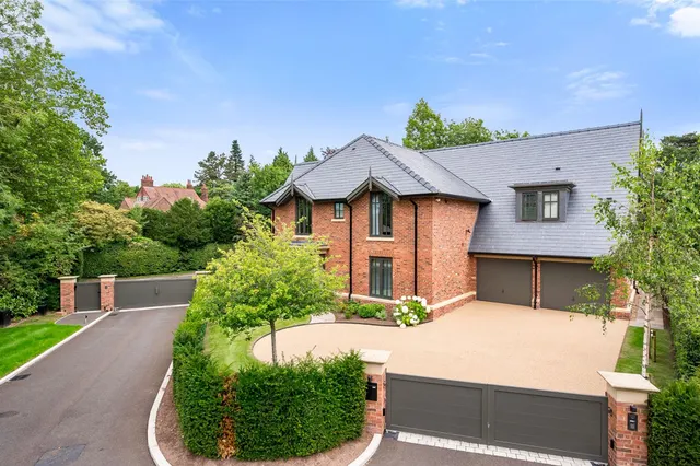 Bankhall Lane, Altrincham, photo 1