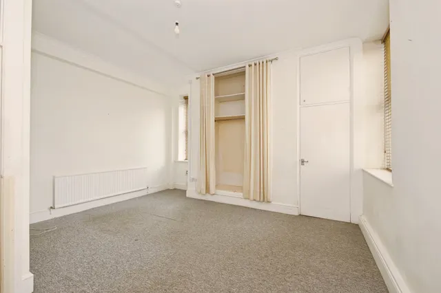 Greyfriars House Porthcawl, CF36, photo 3