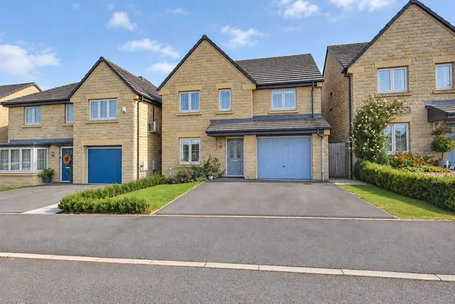 Ingleton Crescent, Clitheroe, BB7, photo 1