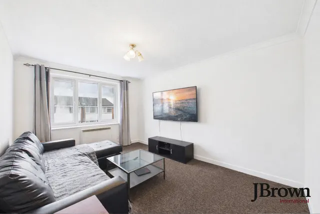 Melbourne Road, Tilbury, RM18, photo 2