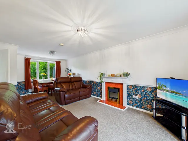 Newbury Drive, Stretton, DE13, photo 3