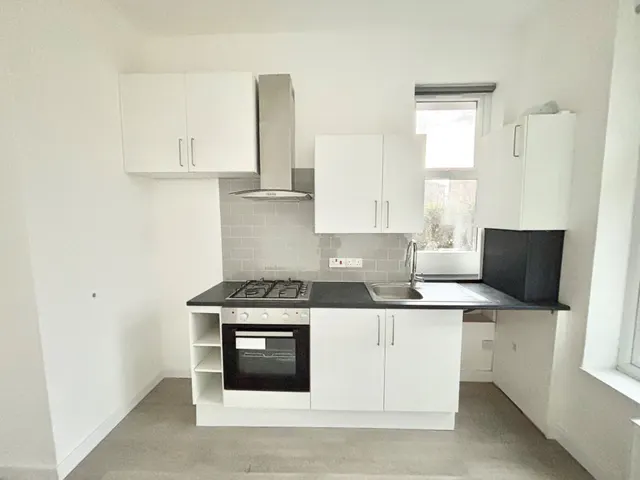 Aldrington Road, Furzedown, SW16, photo 3