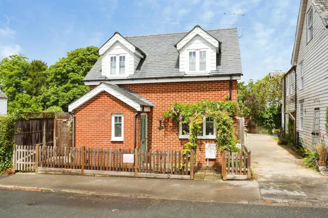 The Moor, Hawkhurst, TN18, photo 1