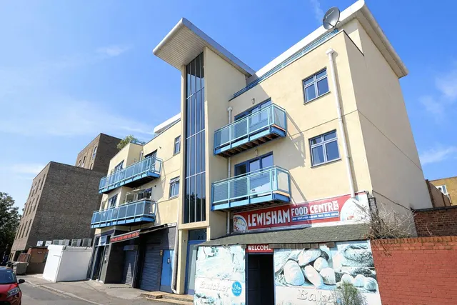 Clipper Way, London, SE13, photo 1