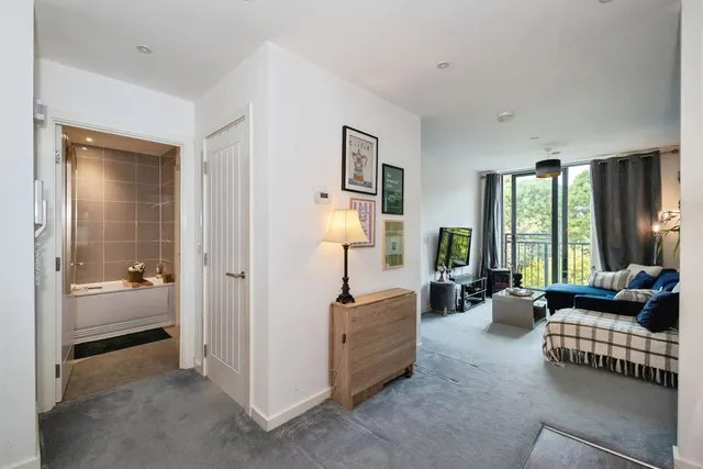 Princess Road, Manchester, M14, photo 3
