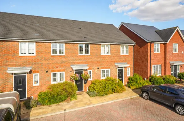 Leonards Gate, Grendon Underwood, HP18, photo 1