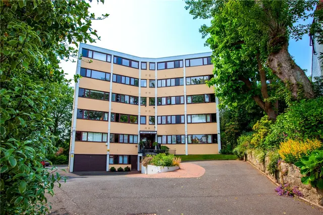 Southwood Lawn Road, London, N6, photo 1