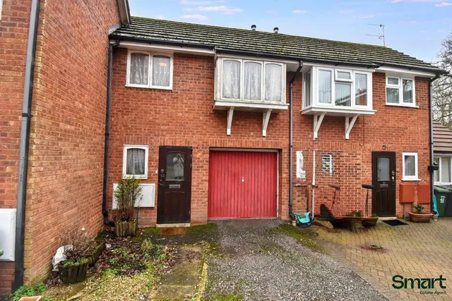 Falkland Close, Exeter, EX4, photo 1