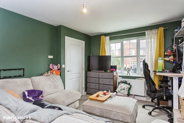 Northgate, Leyland, PR25, photo 3
