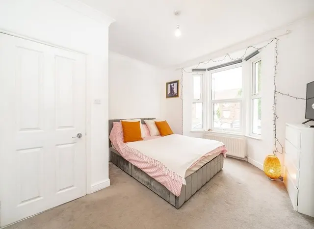 Lower Boston Road, Hanwell, W7, photo 3