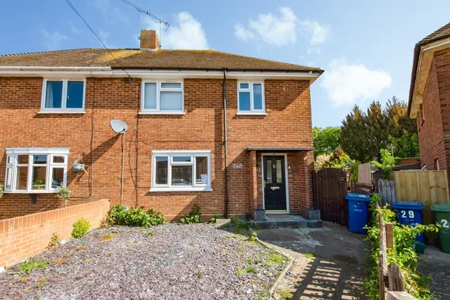 Myrtle Grove, Aveley, South Ockendon, Essex, RM15, photo 1