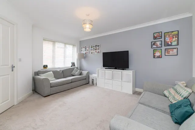 Foxtail Meadow, Standish, WN6, photo 3