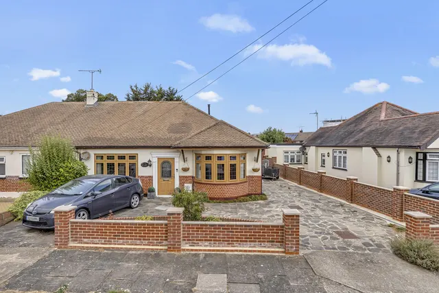 Hamlet Road, Romford, RM5, photo 1