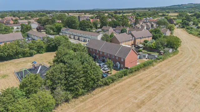 Rowan Close, Ambrosden, photo 2