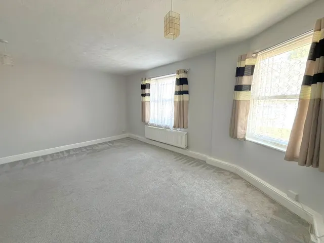 Rectory Lane, Ashtead, KT21, photo 3