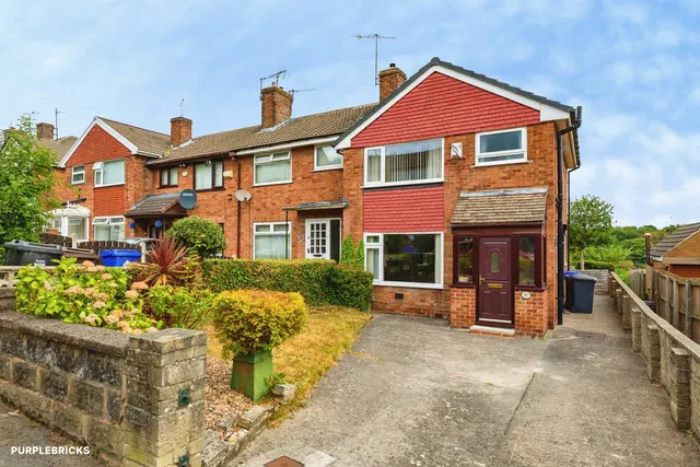 Standon Crescent, Sheffield, S9, photo 1
