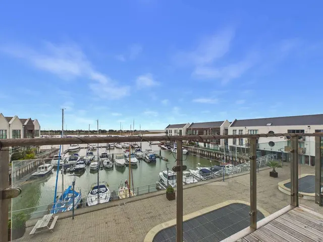 Waterside Marina, Brightlingsea, CO7, photo 2