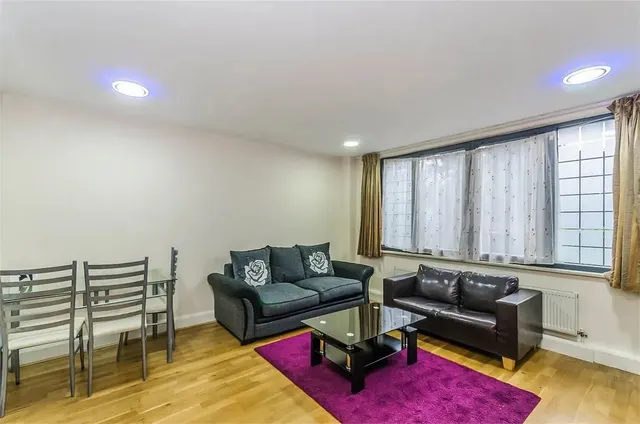 Kenton Road, Harrow, HA3, photo 3