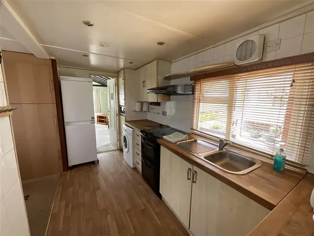 Durford Road, Petersfield, GU31, photo 3