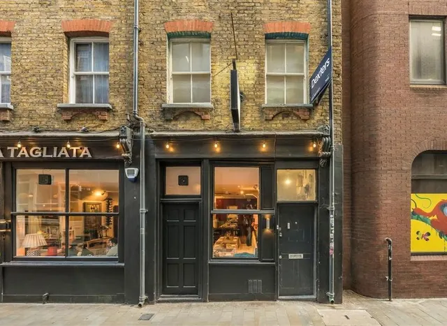 Sandys Row, Liverpool Street, E1, photo 1