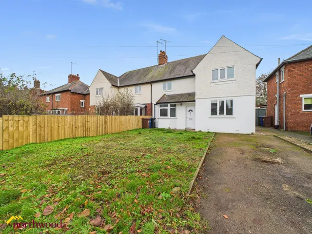 Bloxham Road, Banbury, OX16, photo 1