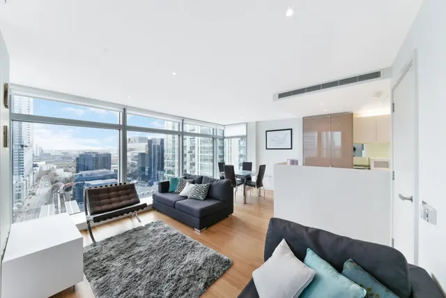Pan Peninsula Square, Canary Wharf, E14, photo 1