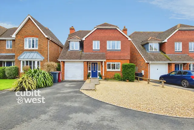 Caspian Close, Fishbourne, PO18, photo 1